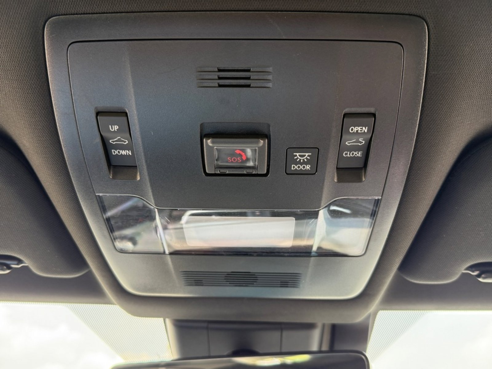 Used 2020 Lexus UX 250h w/ Luxury Package image 33