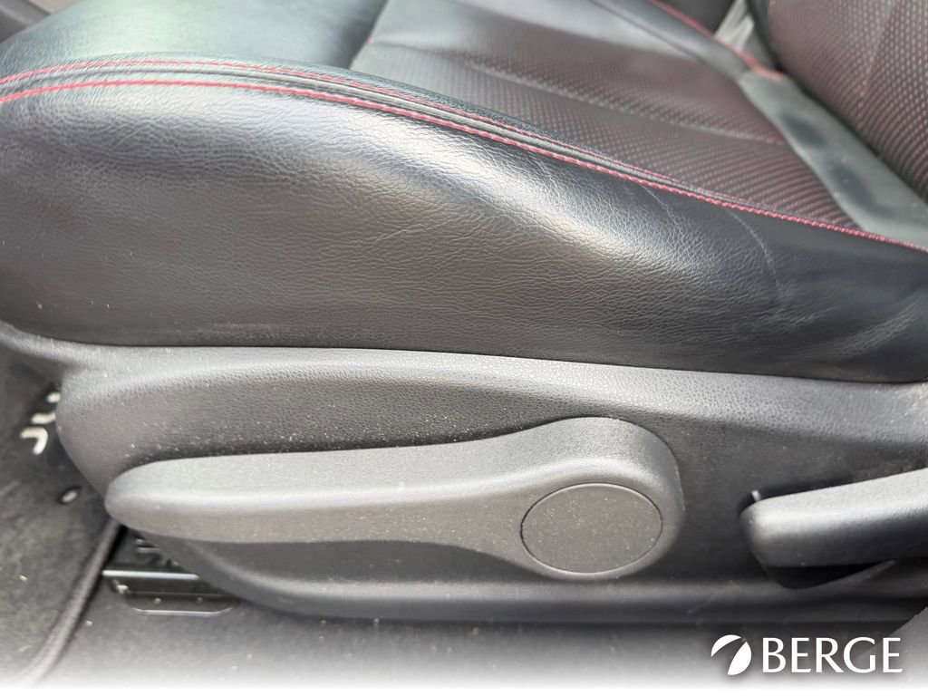 Used 2017 Nissan Juke SL image 23