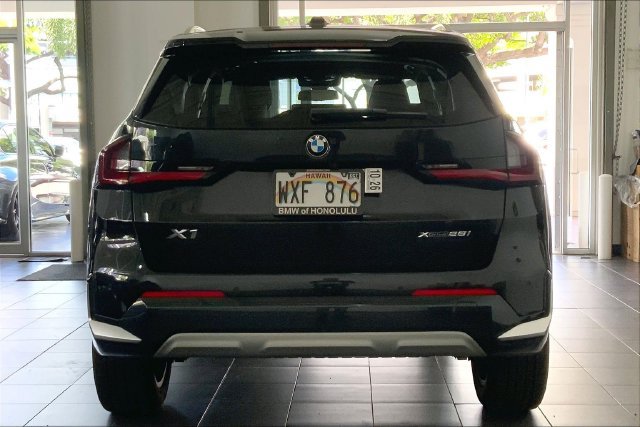 Certified 2023 BMW X1 xDrive28i w/ Convenience Package AWD/4WD image 4