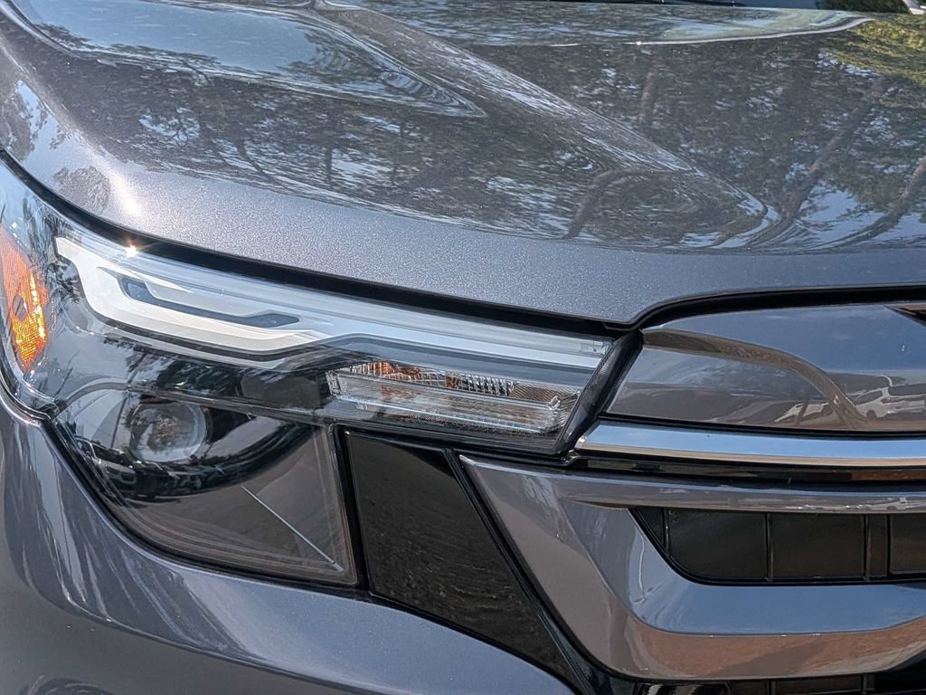 Certified 2025 Subaru Forester Premium w/ Convenience Package #1 AWD/4WD image 9