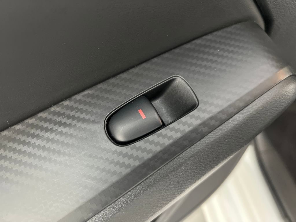 Used 2025 Nissan Altima 2.5 SV image 15