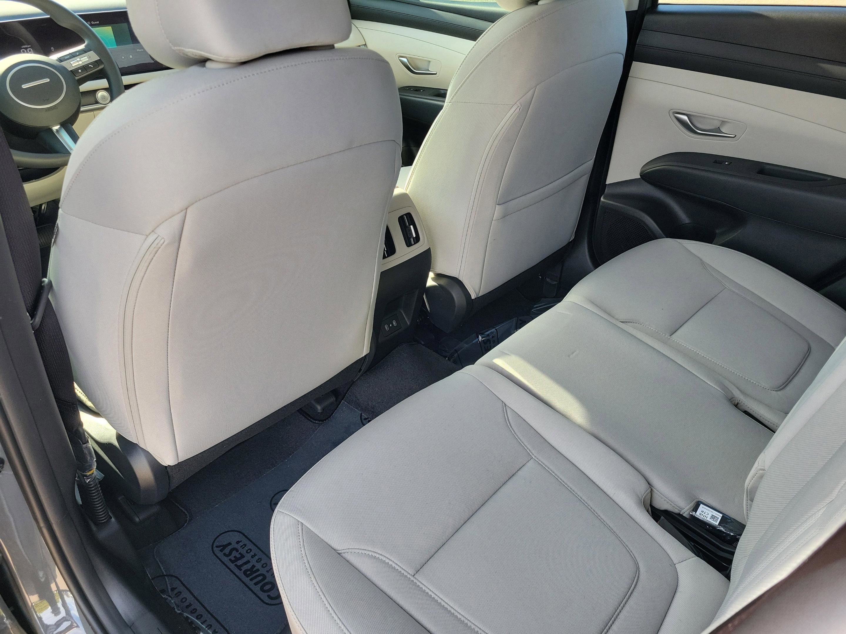 New 2026 Hyundai Tucson SEL image 13