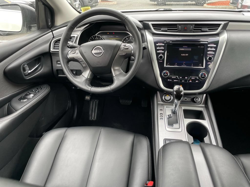 Certified 2023 Nissan Murano SV w/ SV Midnight Edition Package AWD/4WD image 9