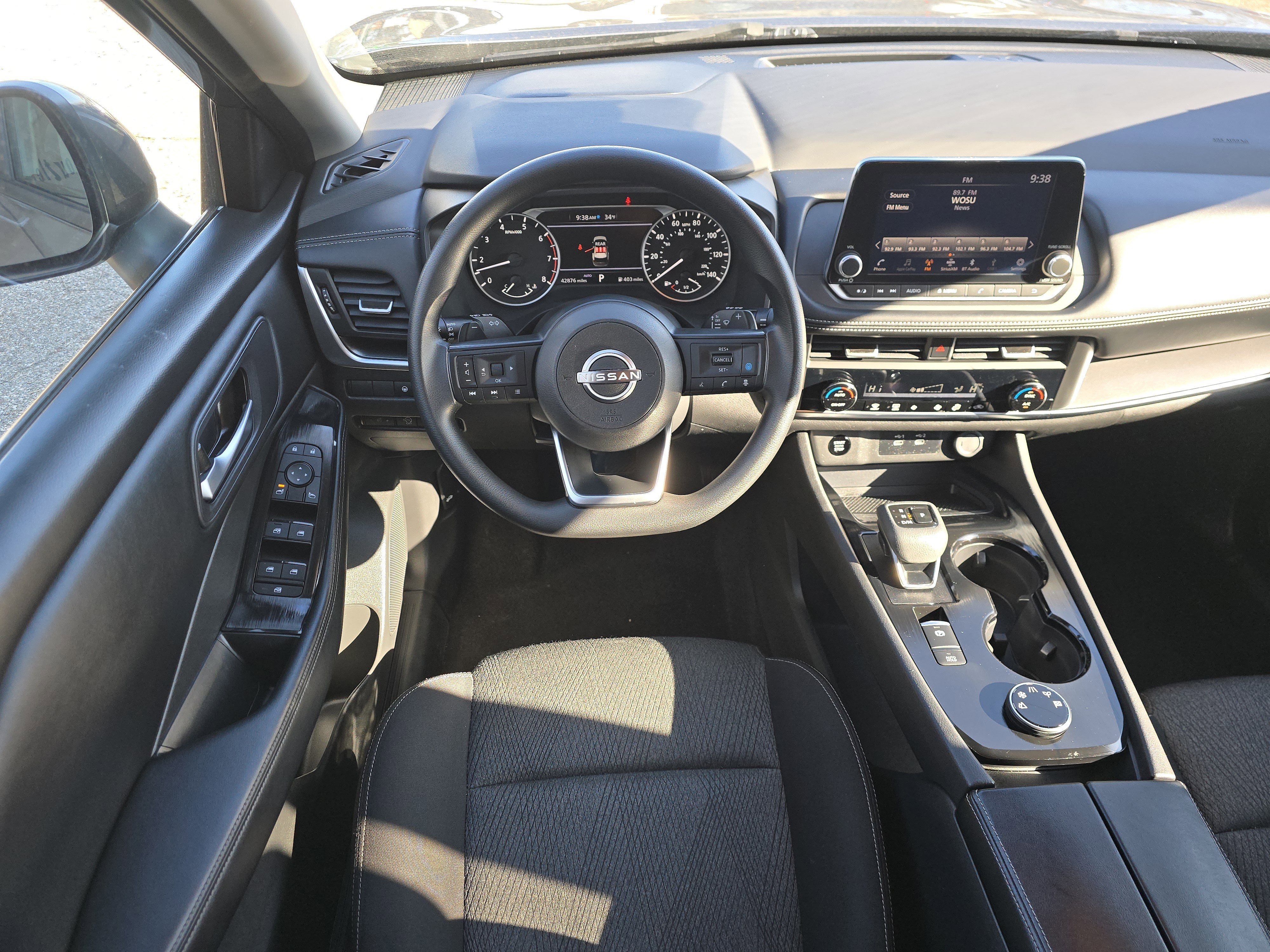 Used 2024 Nissan Rogue SV image 20