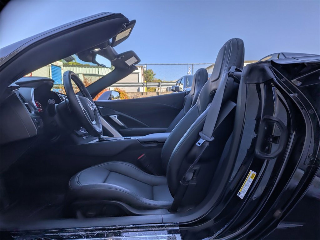 Used 2015 Chevrolet Corvette Stingray w/ Battery Protection Package image 11