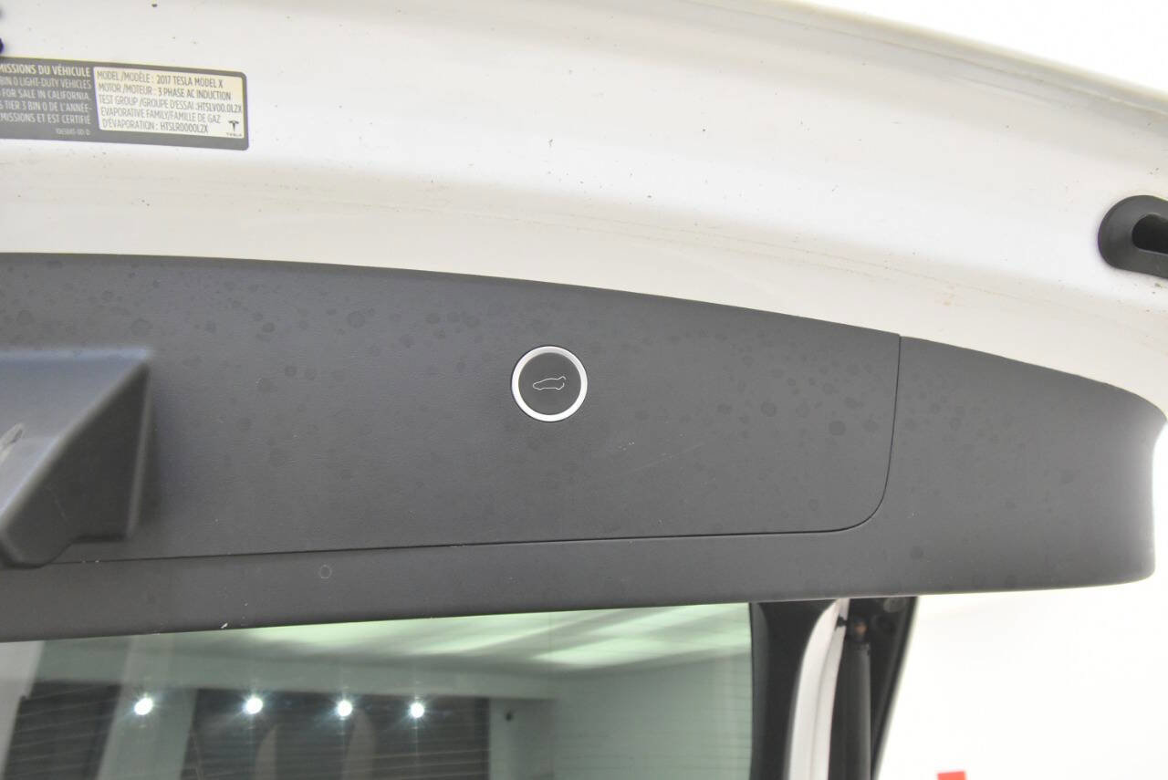 Used 2017 Tesla Model X 75D image 43