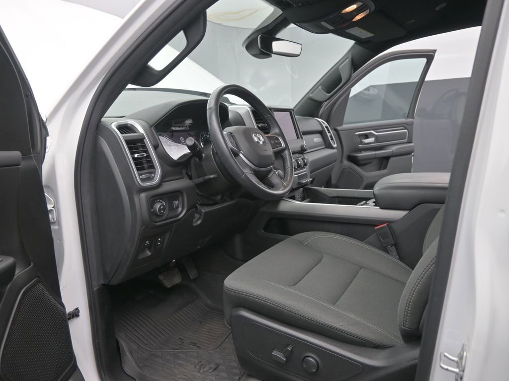 Used 2023 RAM 1500 Big Horn AWD/4WD image 9