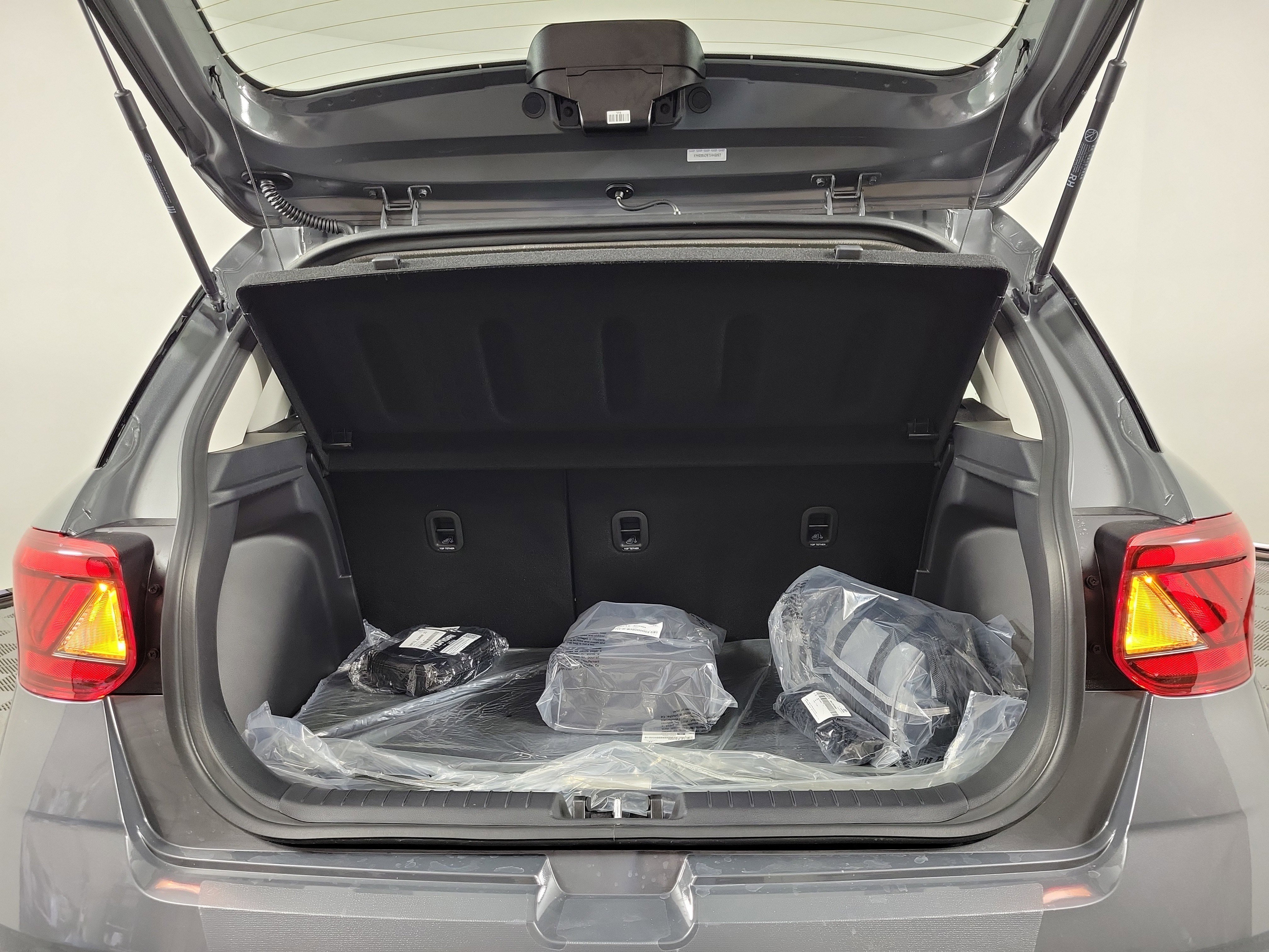 New 2026 Hyundai Venue SE image 36