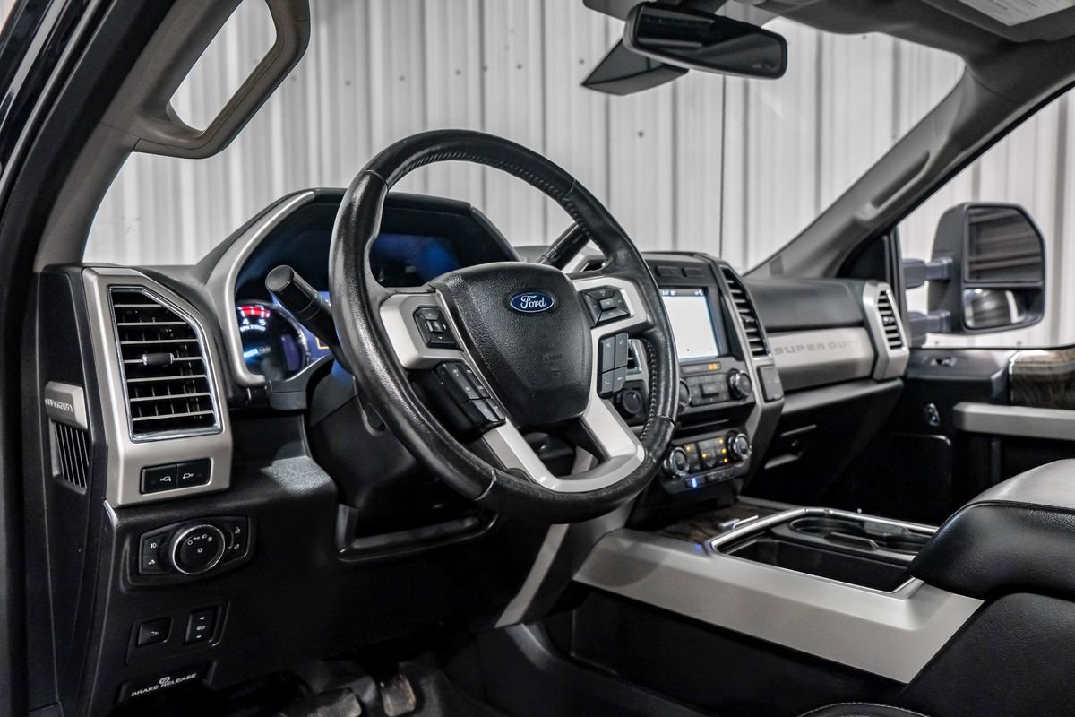 Used 2017 Ford F350 Lariat w/ Lariat Ultimate Package image 14