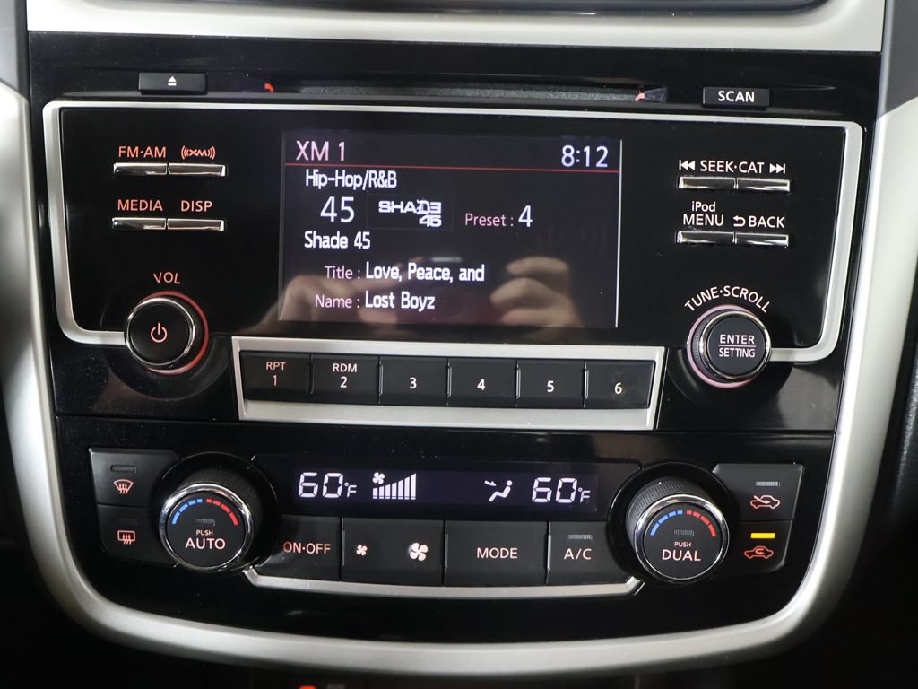 Used 2018 Nissan Altima 2.5 SV FWD image 39