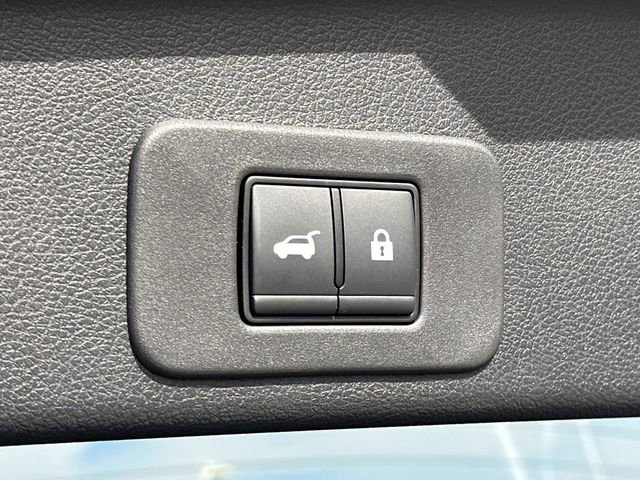 Certified 2025 Nissan Murano SV image 27