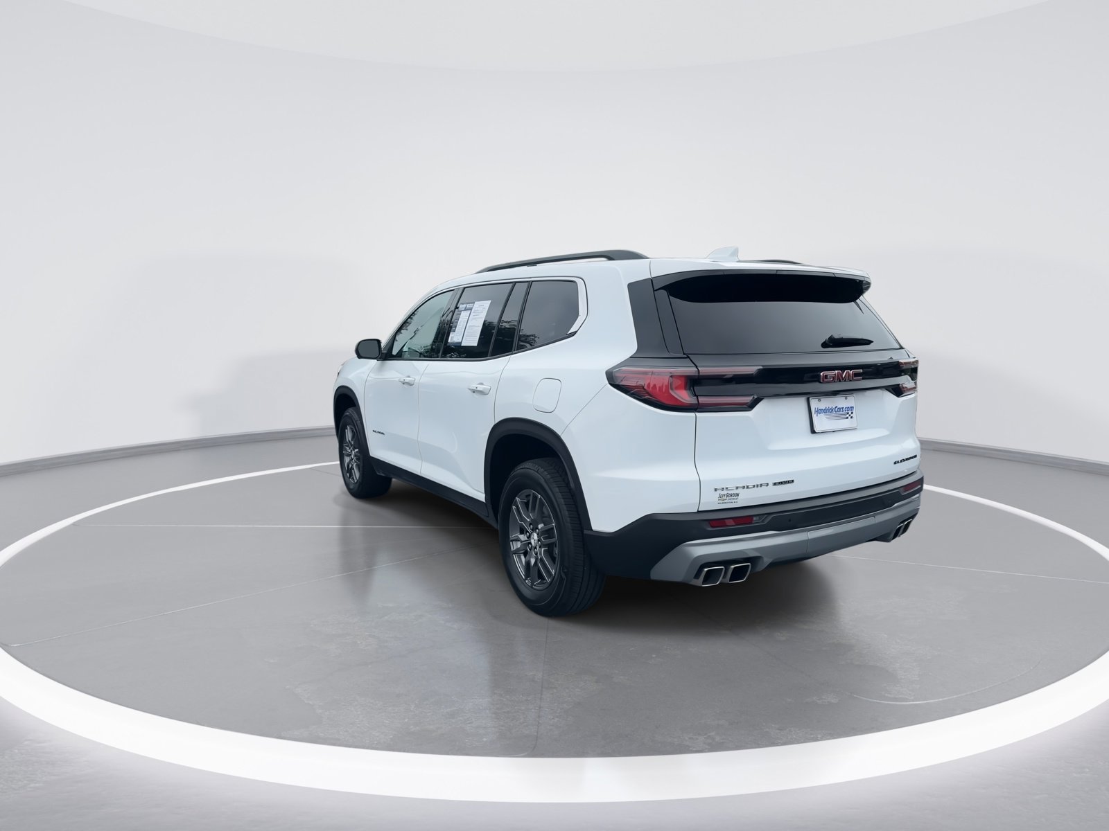 Used 2025 GMC Acadia Elevation AWD/4WD image 7