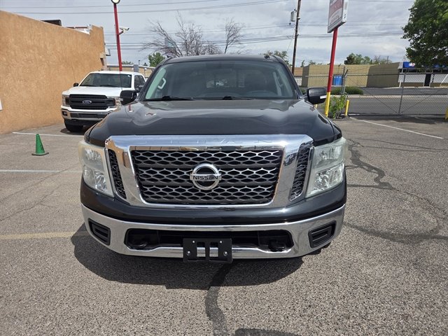 Used 2017 Nissan Titan SV AWD/4WD image 4