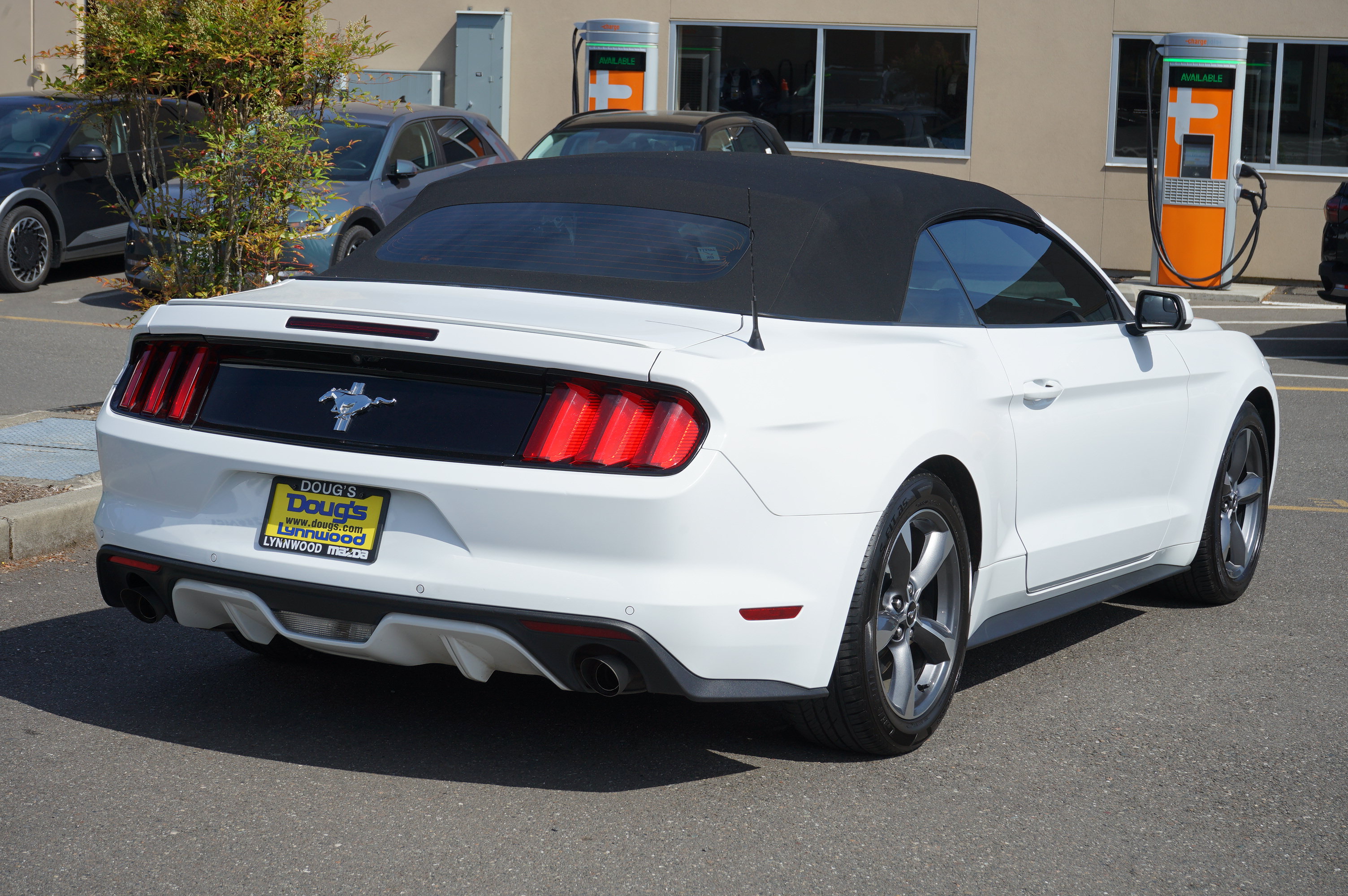 Used 2016 Ford Mustang Convertible w/ Equipment Group 051A RWD image 3