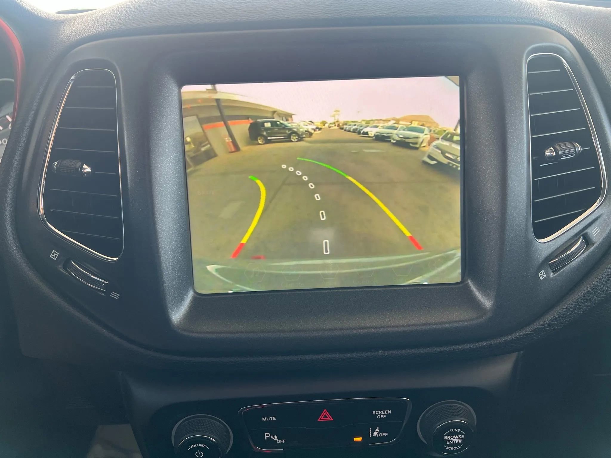 Used 2021 Jeep Compass Trailhawk w/ Convenience Group image 18