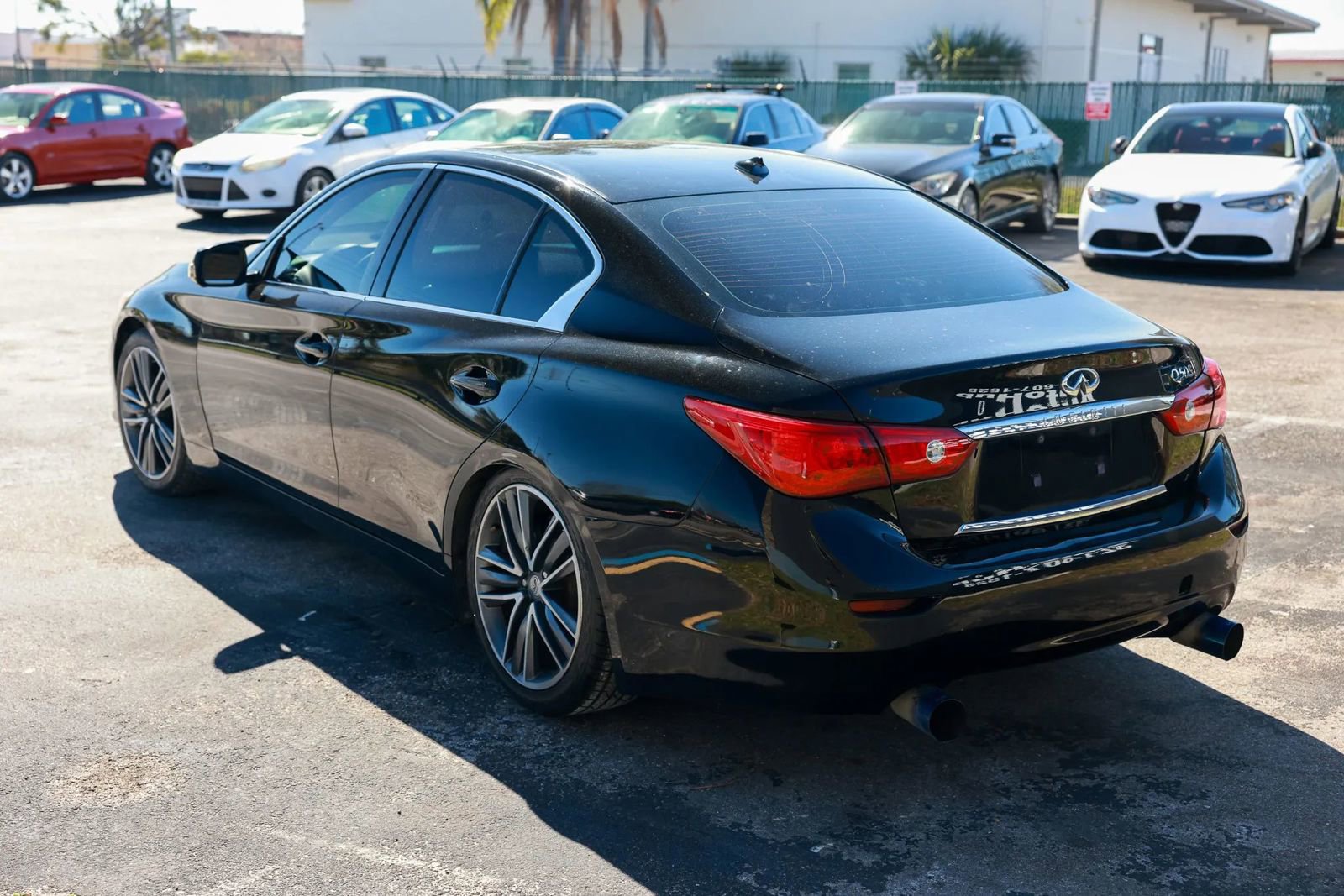 Used 2014 INFINITI Q50 Sport w/ Technology Package image 4