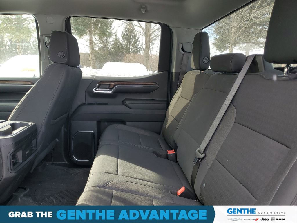 Used 2024 Chevrolet Silverado 1500 RST w/ Z71 Off-Road Package image 22