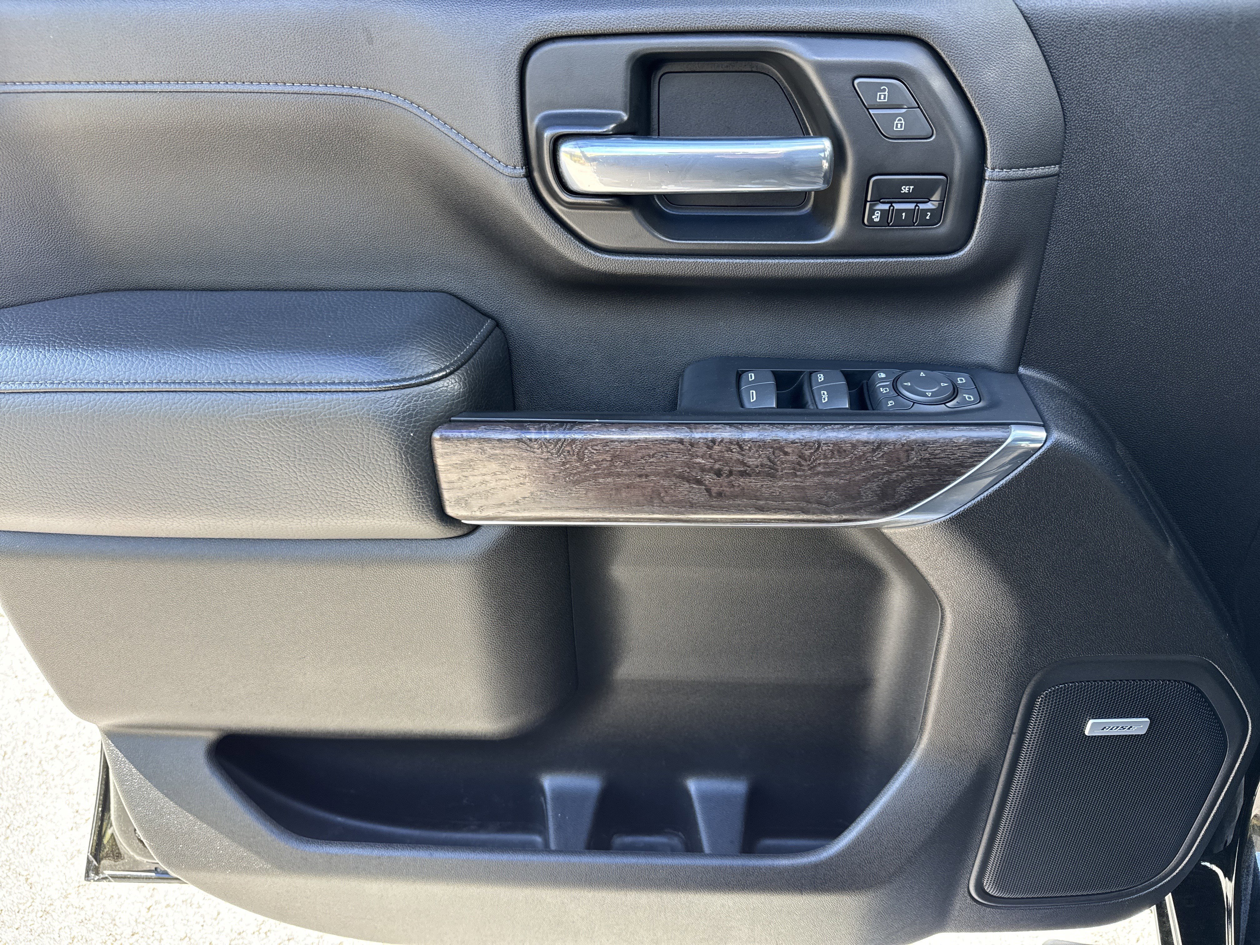 Used 2023 GMC Sierra 2500 Denali image 13