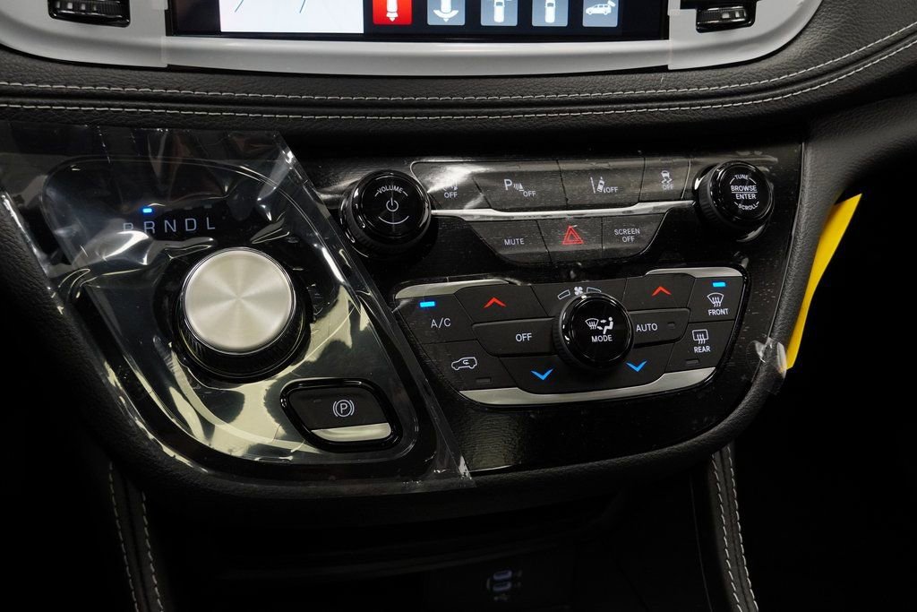 New 2026 Chrysler Pacifica Limited w/ S Appearance Package image 25