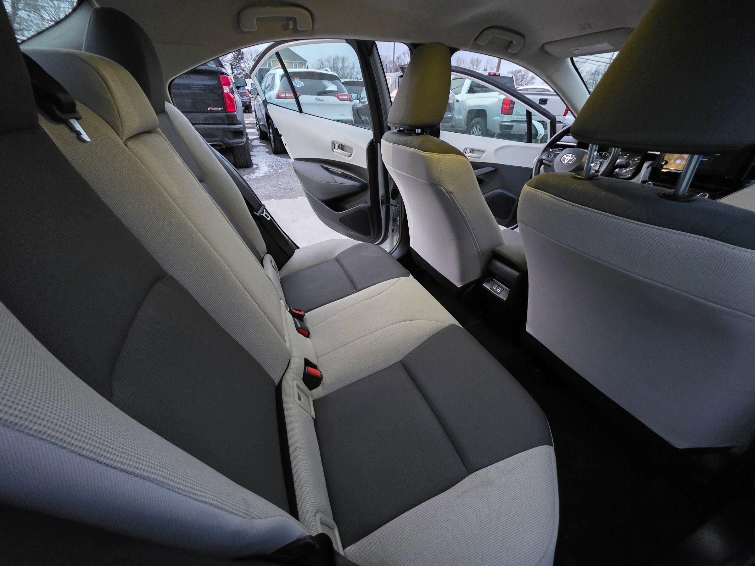 Used 2023 Toyota Corolla LE image 20
