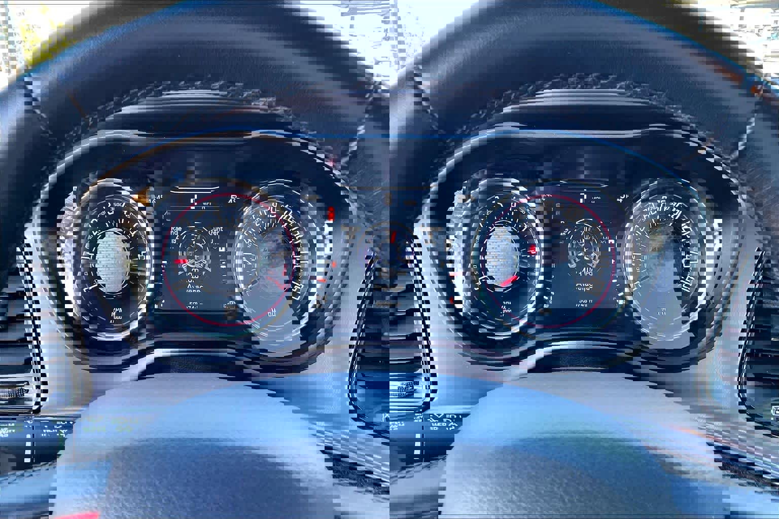 Used 2023 Dodge Challenger SXT image 23