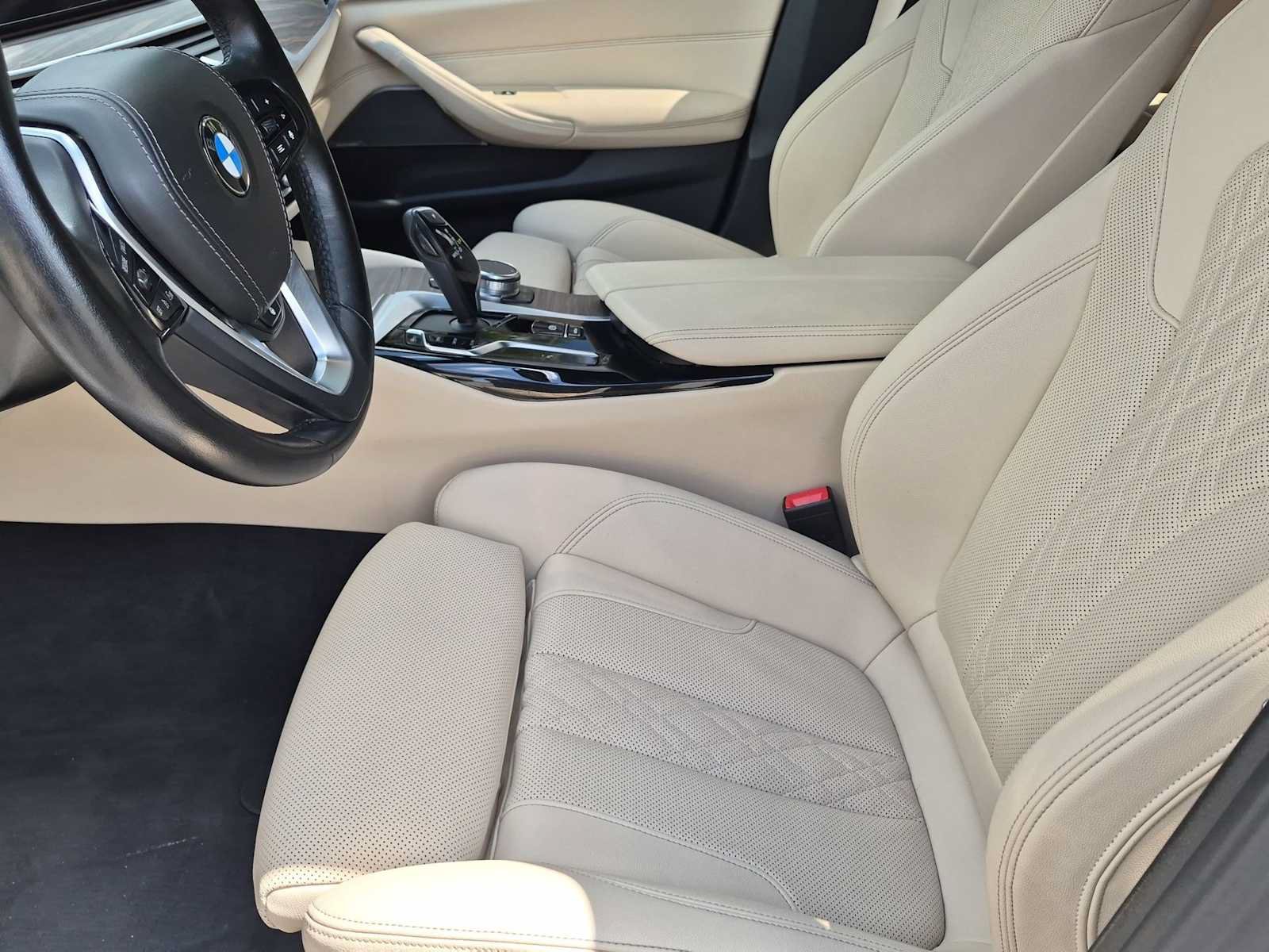 Used 2023 BMW 540i xDrive w/ Premium Package AWD/4WD image 16