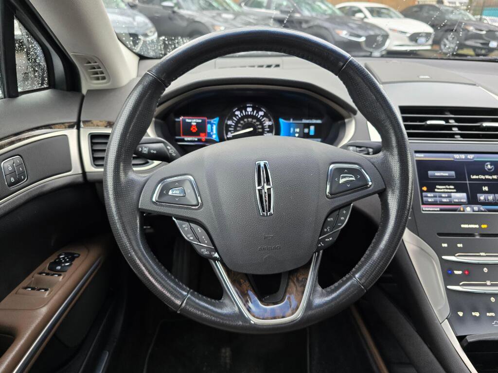 Used 2013 Lincoln MKZ Hybrid image 19