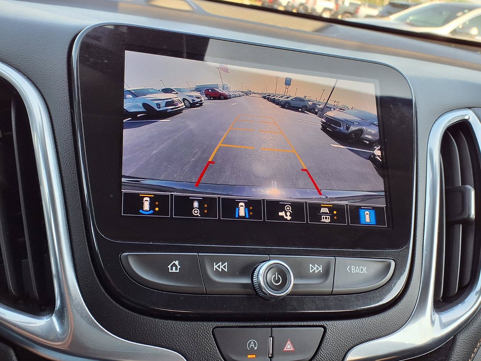 Used 2022 Chevrolet Equinox Premier FWD image 5