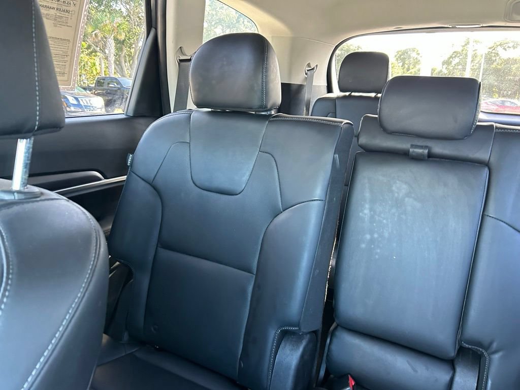 Used 2023 Kia Telluride LX FWD image 13