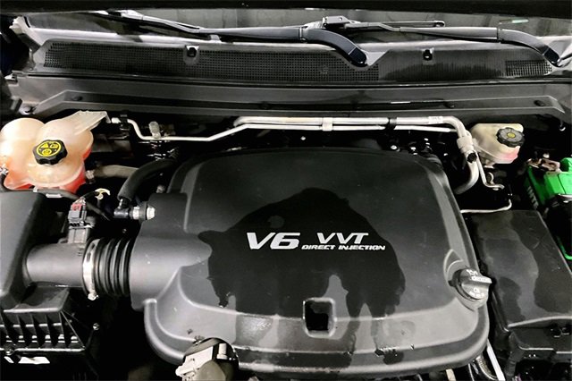 Used 2017 Chevrolet Colorado Z71 image 29