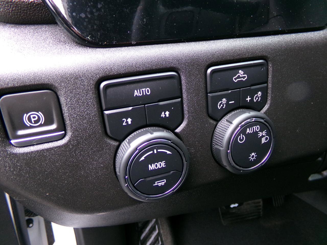 Used 2023 Chevrolet Silverado 1500 LT w/ Work Truck Package image 34