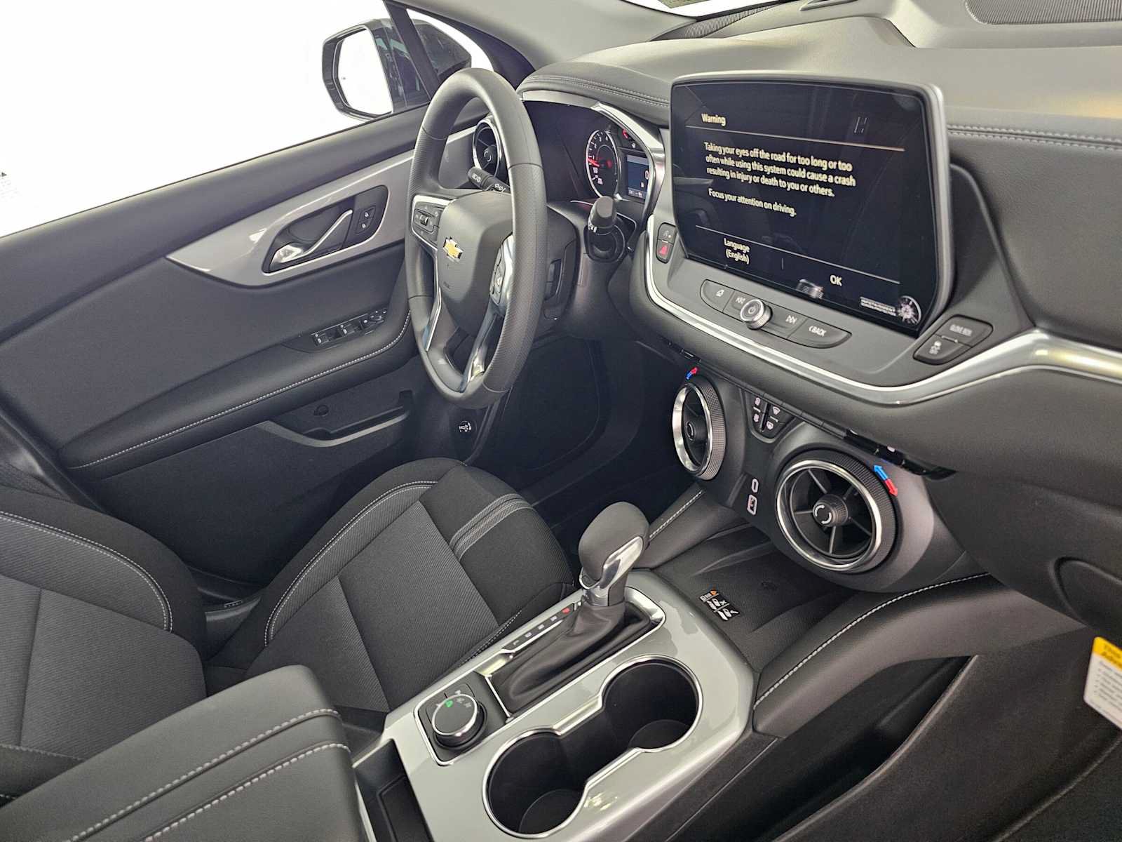 New 2026 Chevrolet Blazer LT w/ Convenience Package FWD image 11