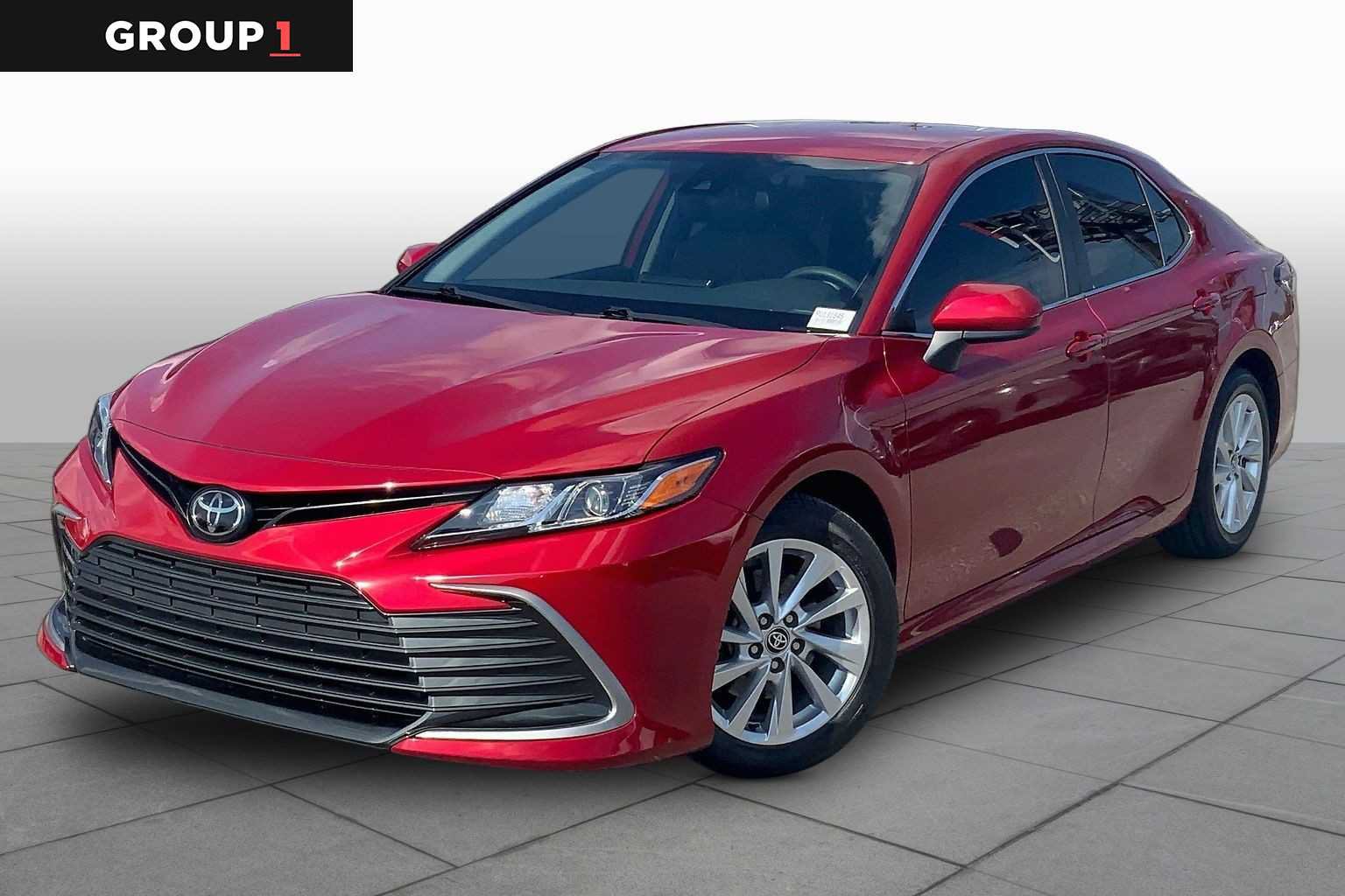 Used 2023 Toyota Camry LE FWD image 1