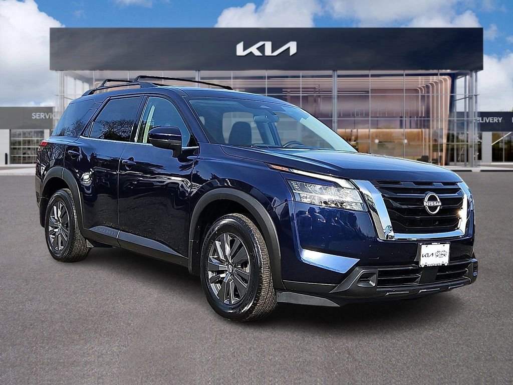 Used 2022 Nissan Pathfinder SV AWD/4WD video 1