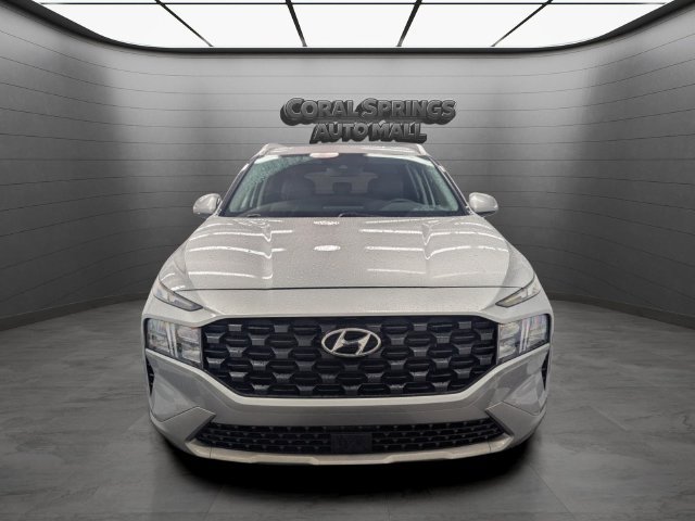 Used 2023 Hyundai Santa Fe SEL FWD image 2