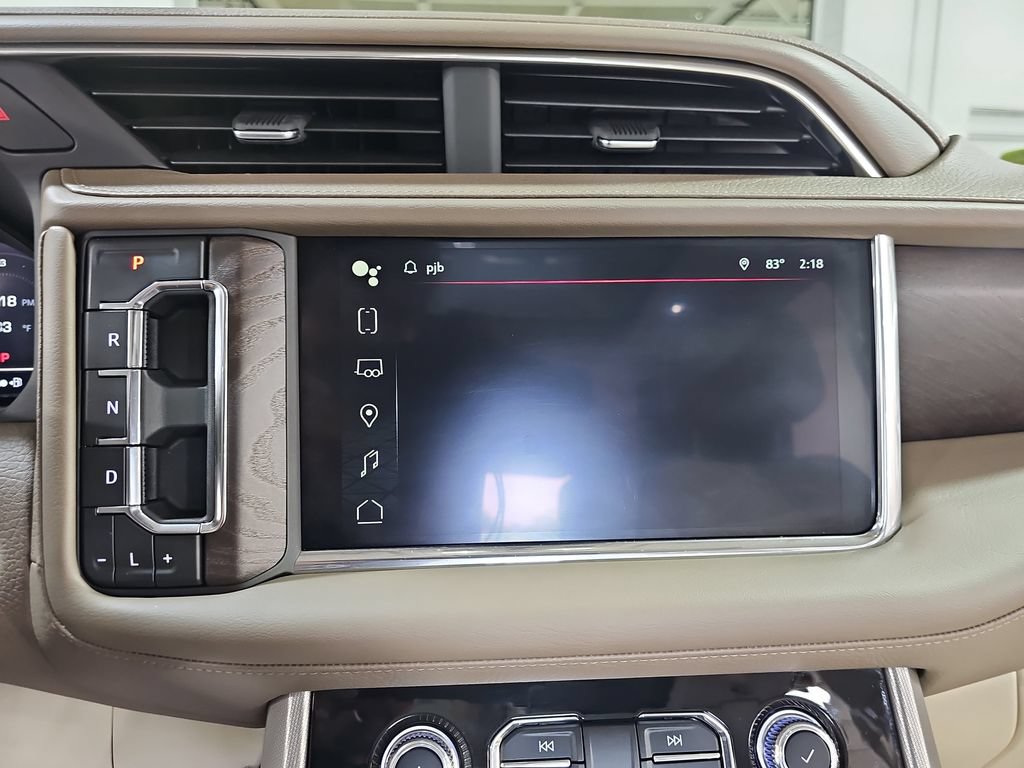 Used 2023 GMC Yukon XL Denali w/ Denali Reserve Package AWD/4WD image 29