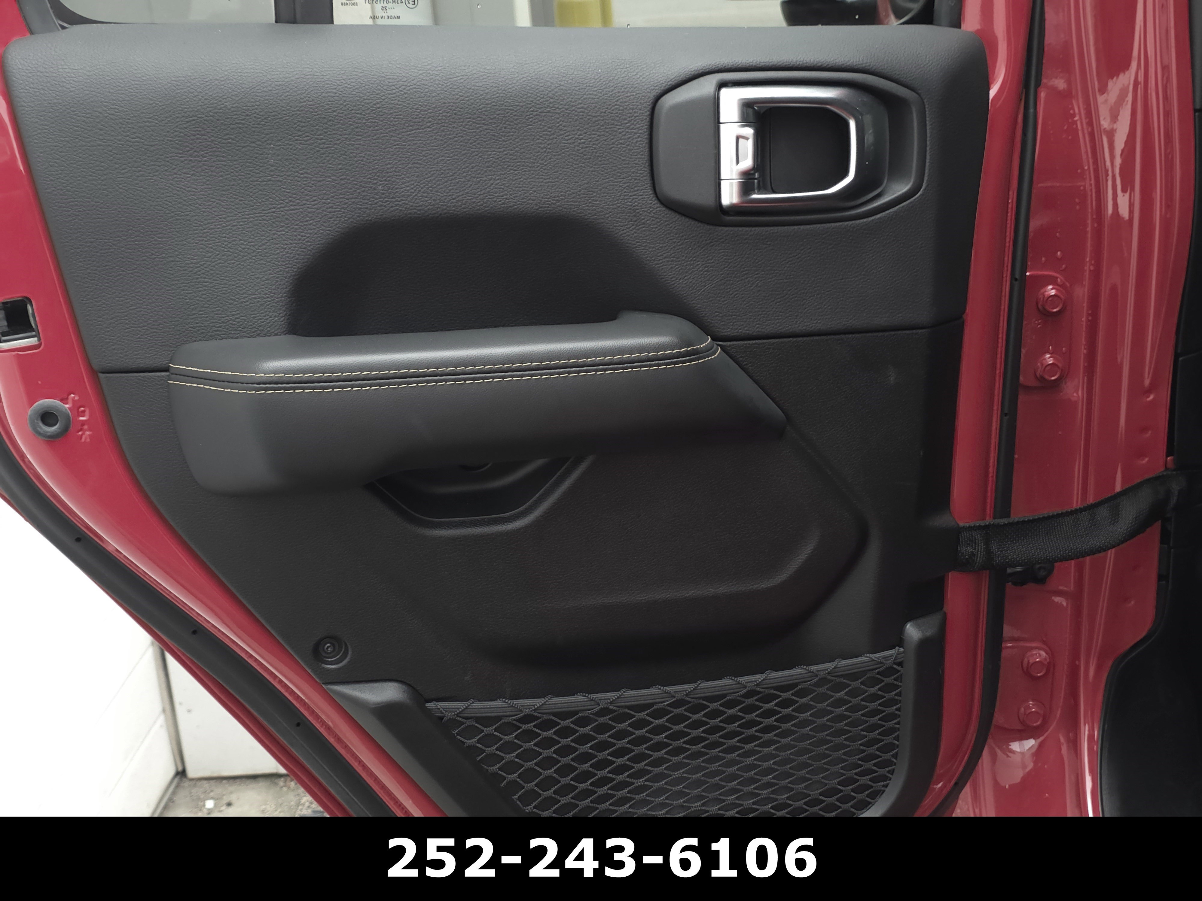 Used 2025 Jeep Wrangler Sahara w/ Safety Group image 36