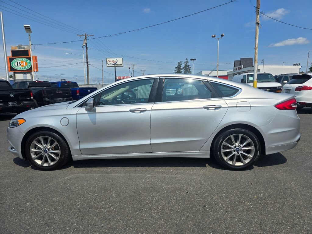 Used 2017 Ford Fusion Energi SE FWD image 9