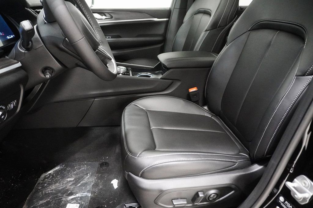 New 2025 Jeep Grand Cherokee L Limited w/ Luxury Tech Group II image 12