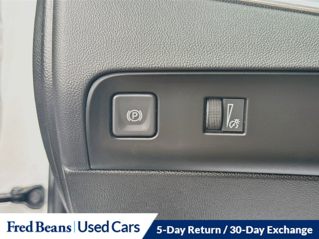 Used 2023 Buick Enclave Essence w/ Experience Buick Package AWD/4WD image 13
