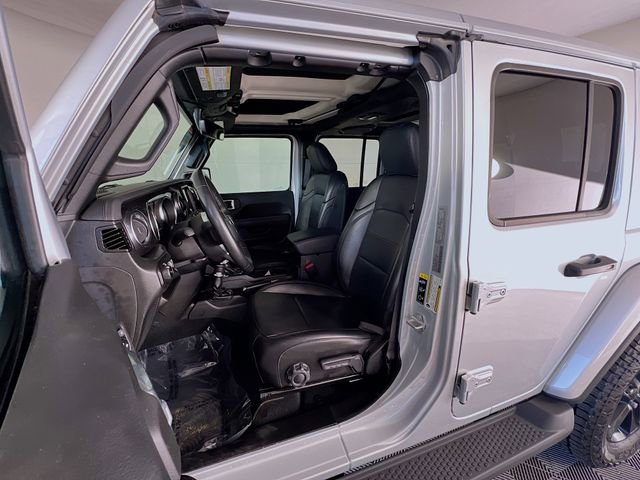 Used 2022 Jeep Wrangler Unlimited Sahara AWD/4WD image 14