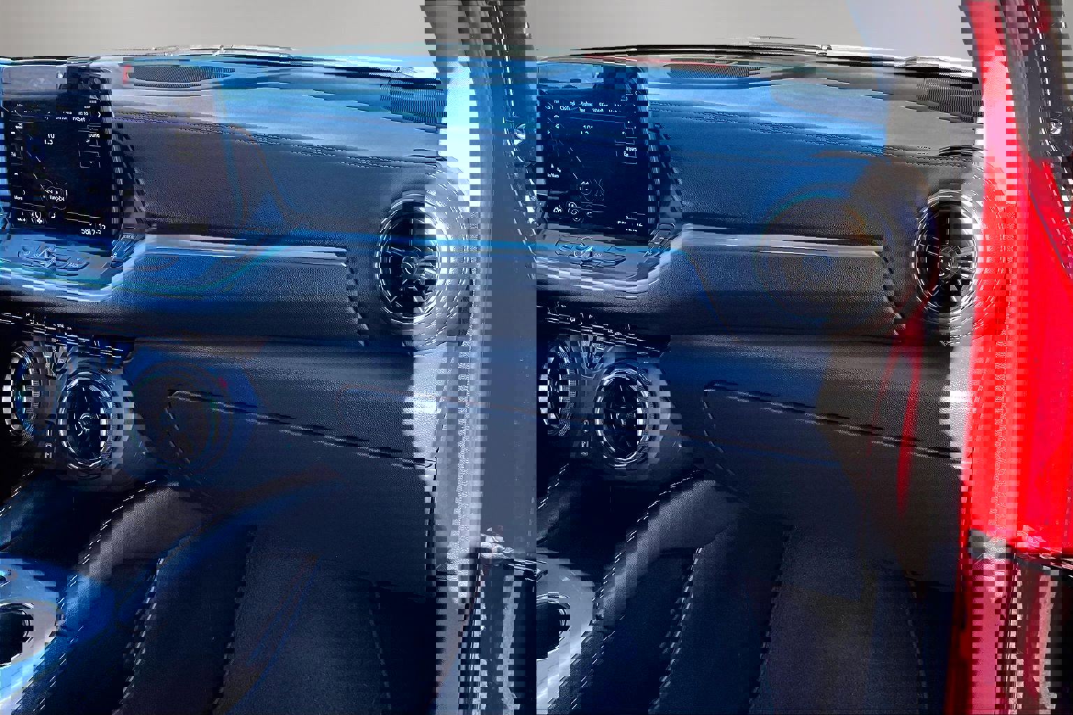 Used 2023 Chevrolet Blazer LT image 26