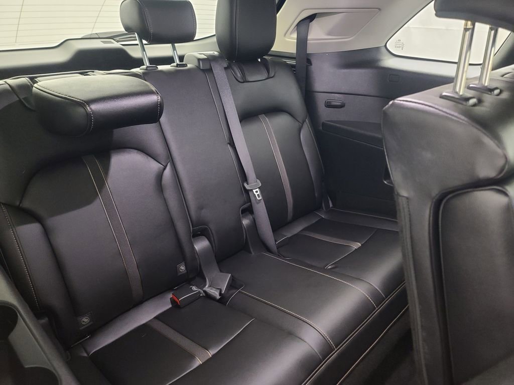 Used 2025 MAZDA CX-90 3.3 Turbo w/ Select Package image 18