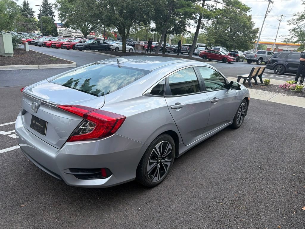 Certified 2018 Honda Civic EX-T image 7