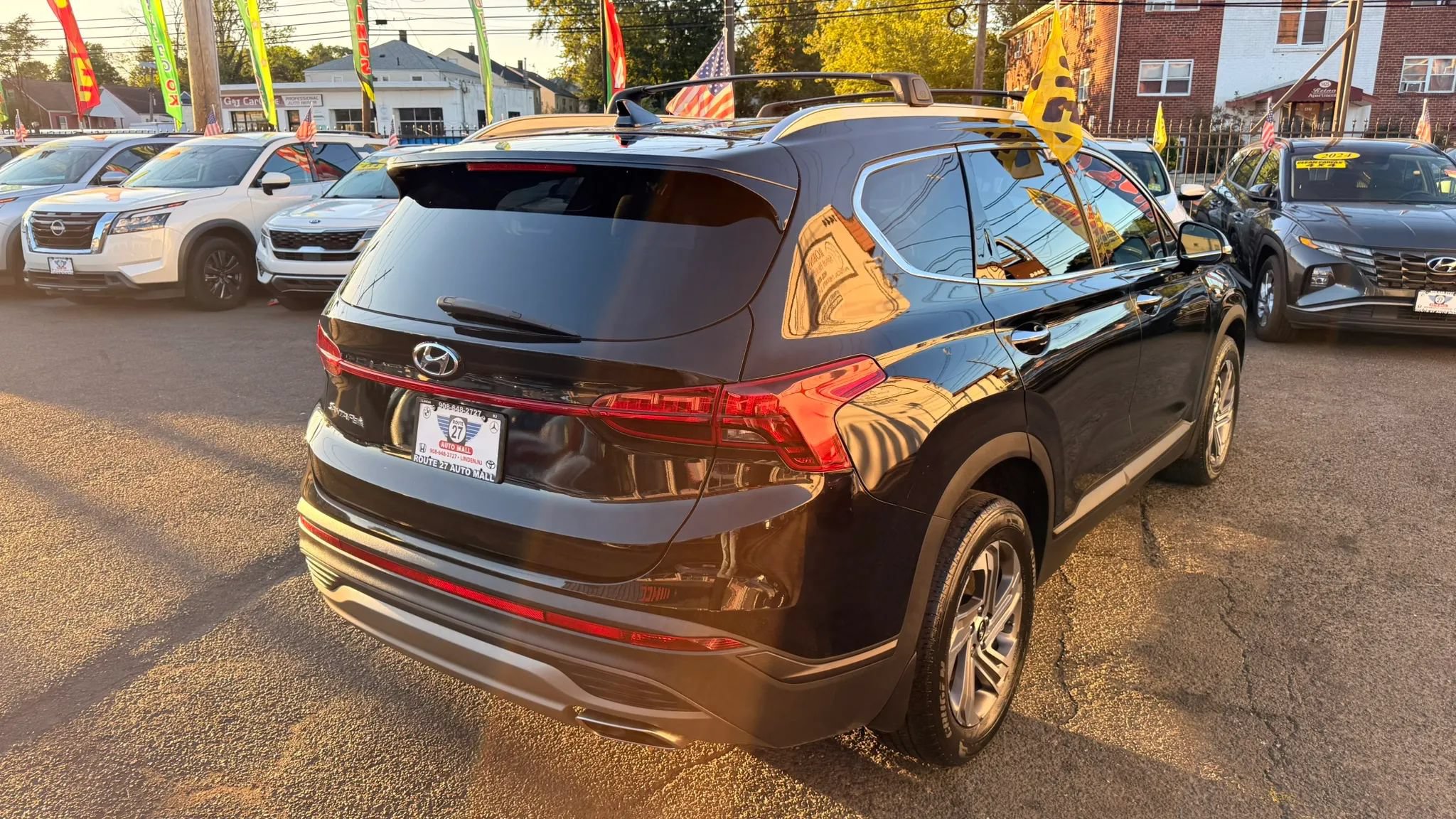 Used 2023 Hyundai Santa Fe SEL FWD image 7