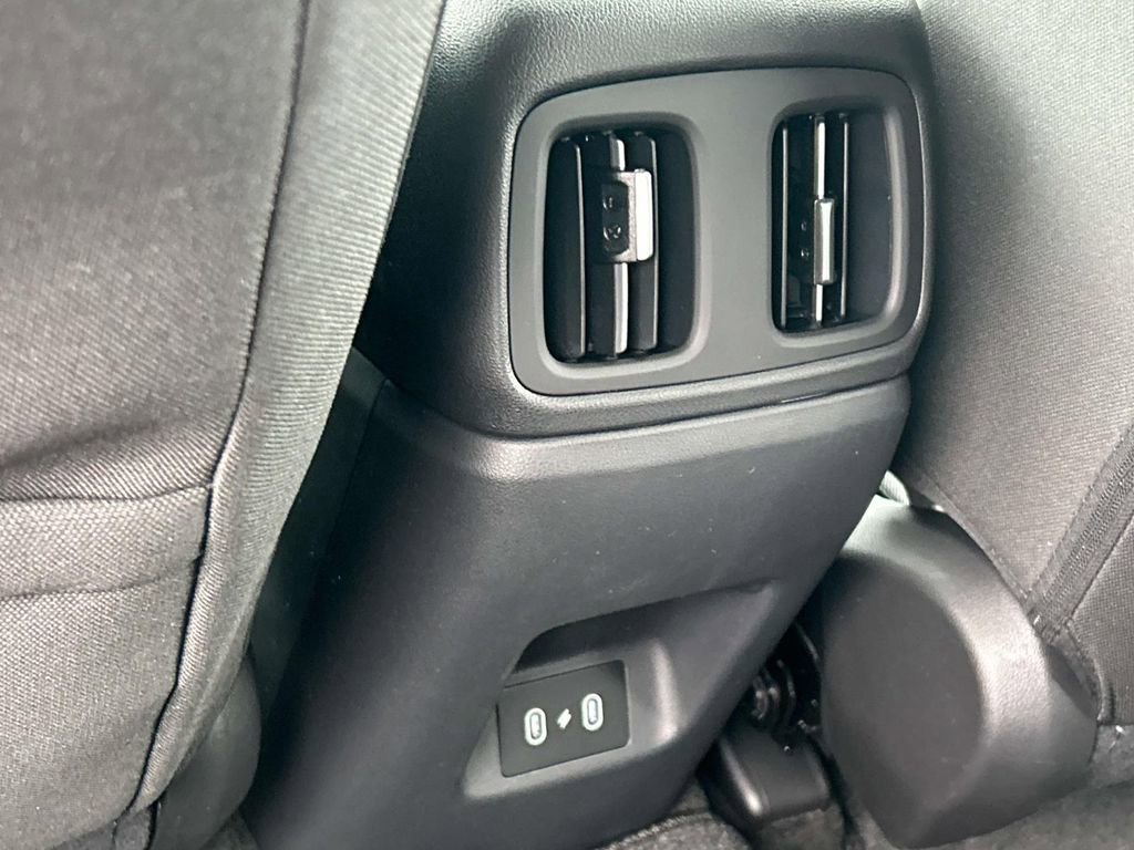 New 2026 Hyundai Tucson Blue SE image 21