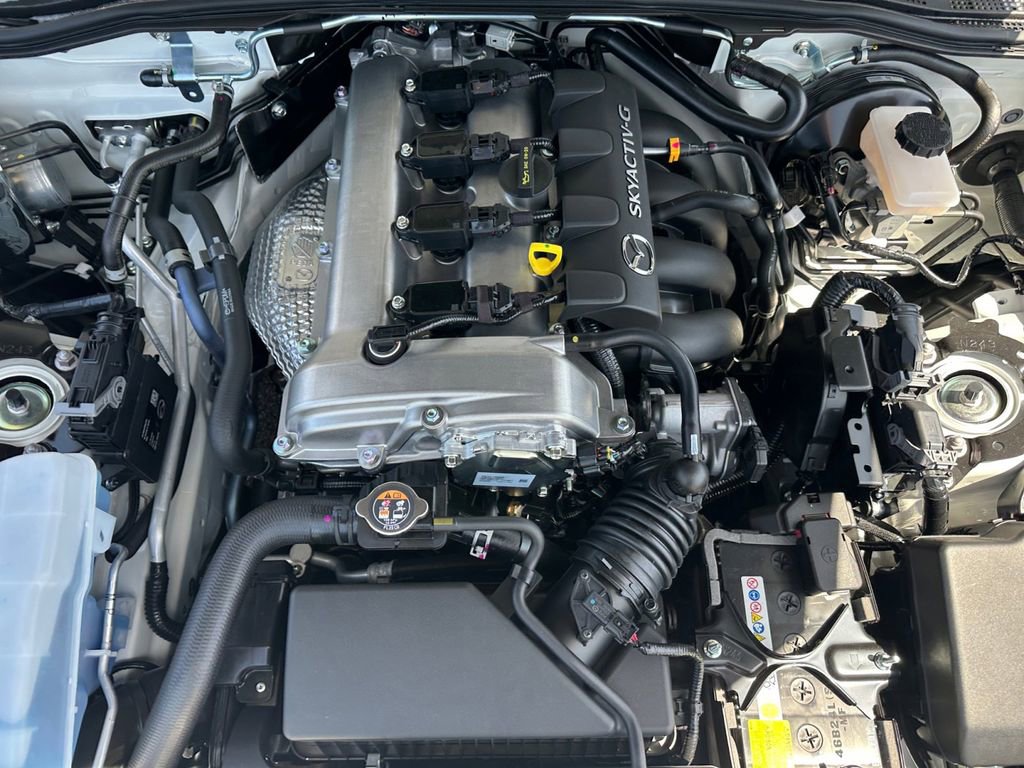 New 2025 MAZDA MX-5 Miata Grand Touring w/ Weather Package image 10