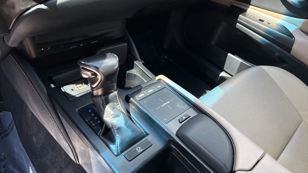 Used 2019 Lexus ES 350 w/ Accessory Package 2 image 25