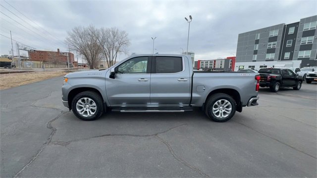 Used 2023 Chevrolet Silverado 1500 LTZ image 5