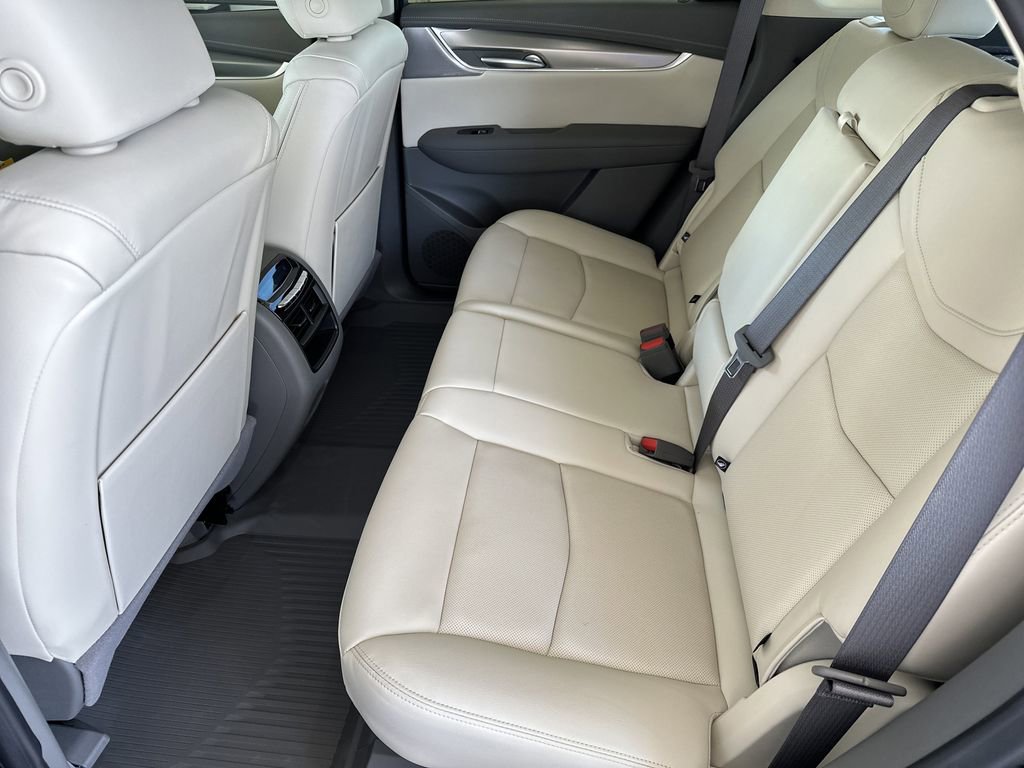 New 2026 Cadillac XT5 Premium Luxury w/ Driver Assist Package FWD image 29